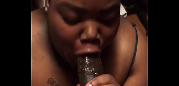 Ebony bbw snatches my soul during my lunch break and catches cum